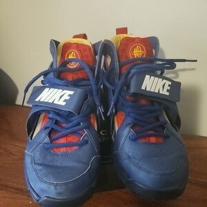 Nike Blue and Red Sneakers Classic Huarache Design